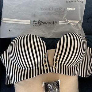 Black and White Striped Women's Bra